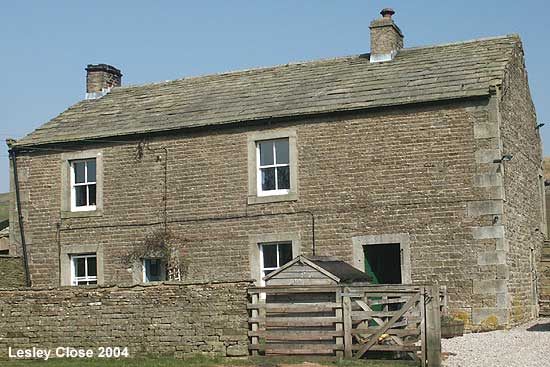 House at Ravenseat &copy;Lesley Close 2004